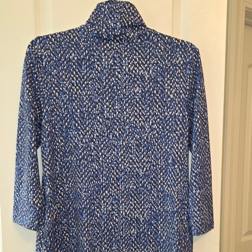 J. McLaughlin Blue Dot Mock Neck Stretchy Dress - Picture 9 of 11